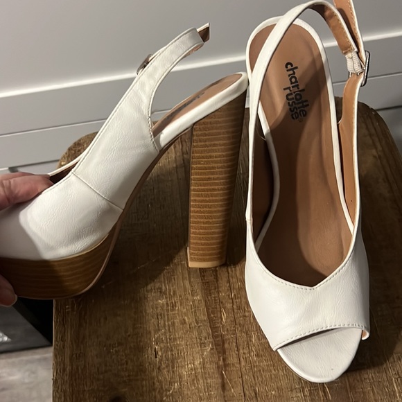 Charlotte Russe open toe heel - Picture 2 of 7